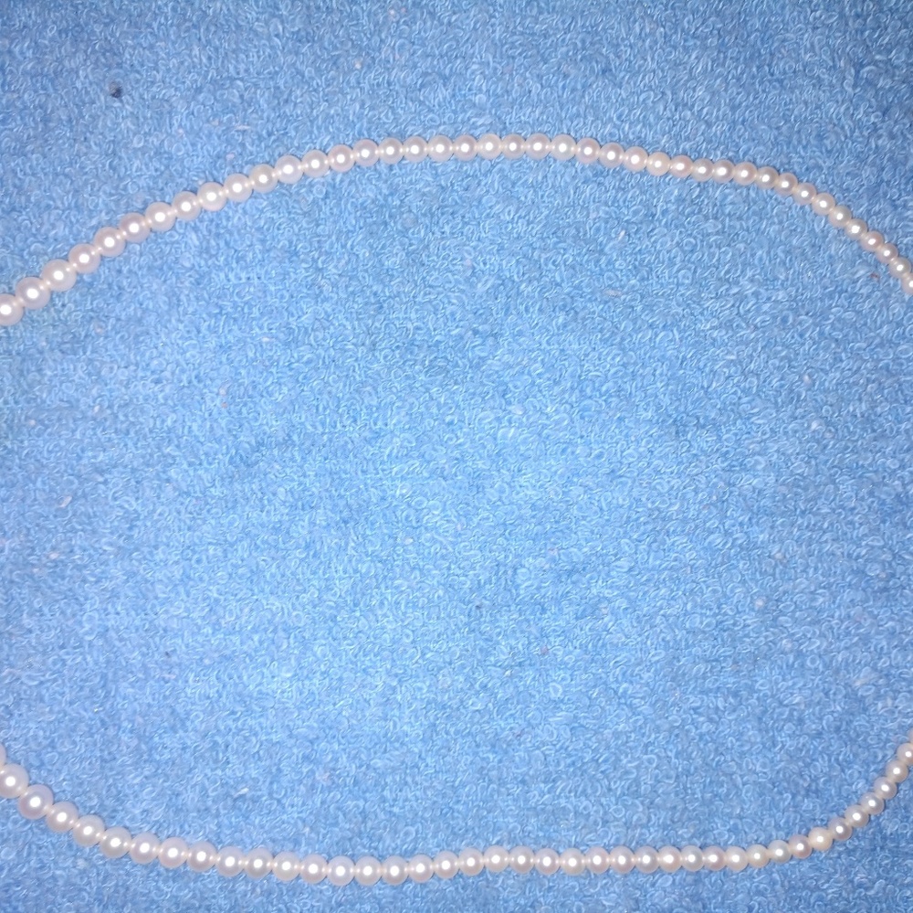 Antique pearls from Richelieu